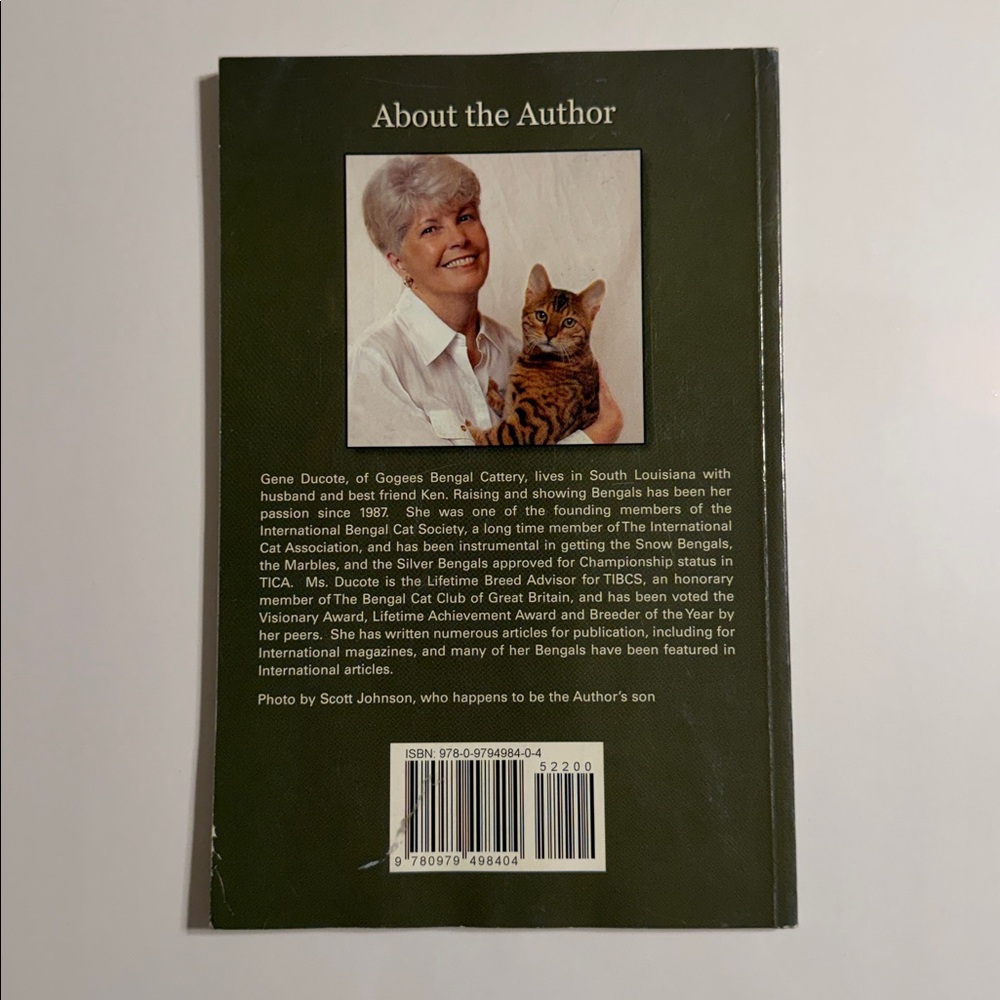 Gene Ducote. Getting to Know the Bengal Cat Book - Picture 2 of 4